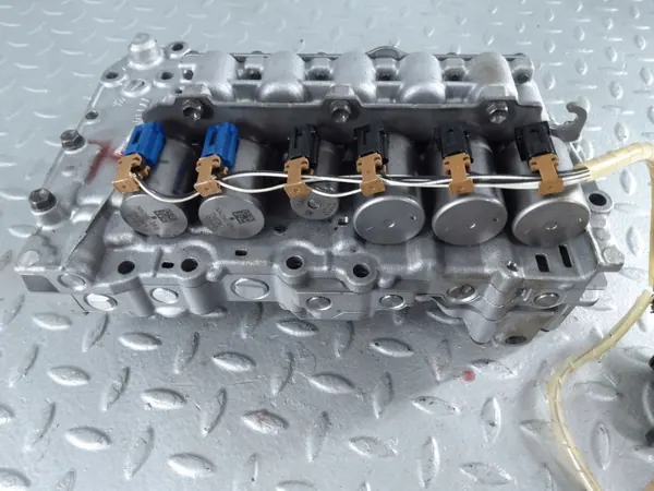 Mecatrónica Toyota Yaris XP210 OEM 3541052290 image 5