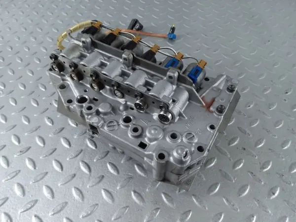 Mecatrónica Toyota Yaris XP210 OEM 3541052290 image 6