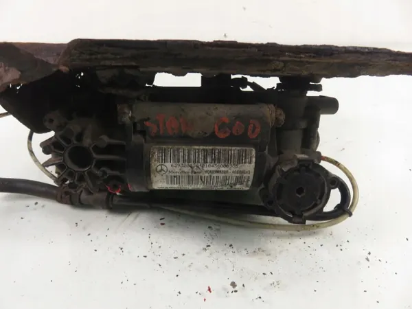 Mercedes Vito 639 luftfjädringskompressor OEM image 7