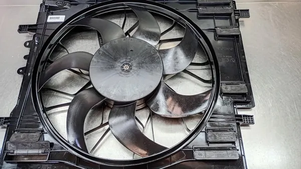 Kylarrubrik Volvo XC90 II 15-23R 2.0D D4 D5 T5 T6 OE 31657772 image 2