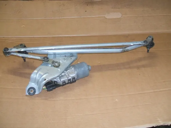 Motor limpiaparabrisas Dacia Duster I OEM 8200619512 image 4