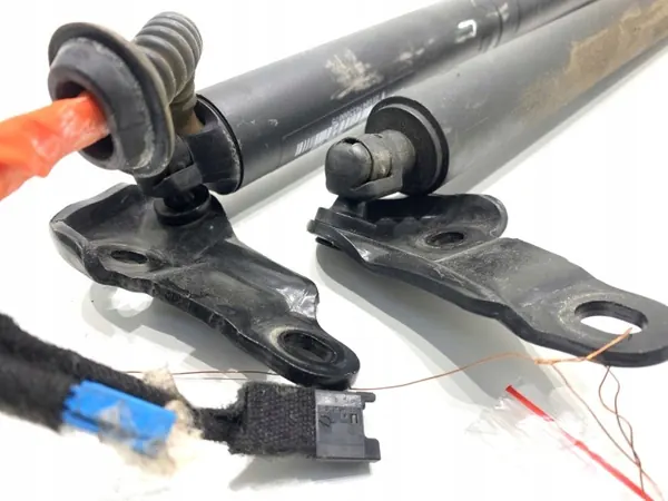 Klepdemper OEM 7481807 voor BMW F48 1.5 140PK image 3