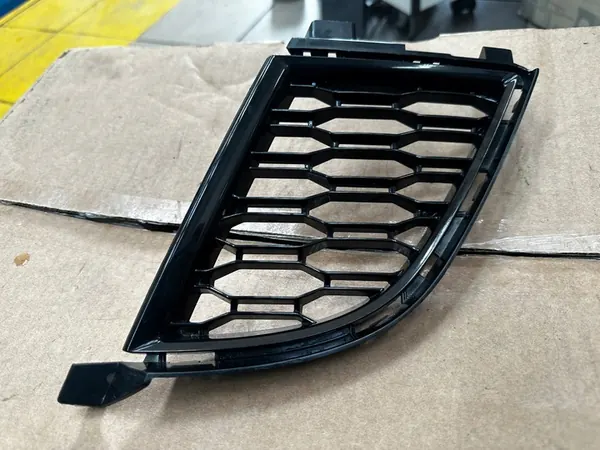 Griglia anteriore sinistra M Package BMW G20 G21 image 3