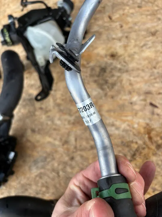 Vesiletkua Renault 210457203R image 3