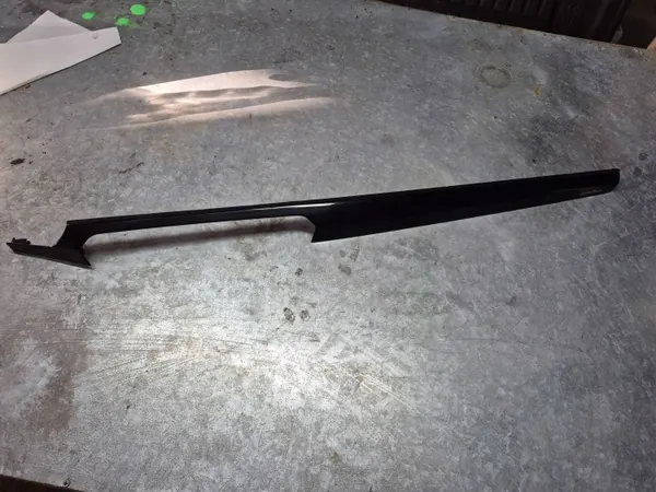 Moldura Salpicadero Skoda Superb III OEM 3V1858418 image 2