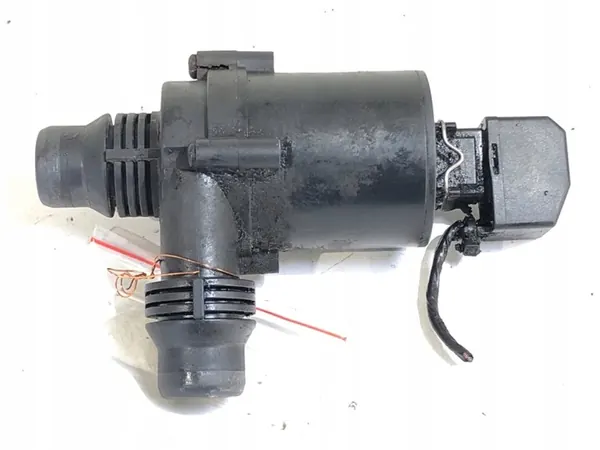 Extra vattenpump BMW E39 2.0 150HK 95-03 OEM image 2