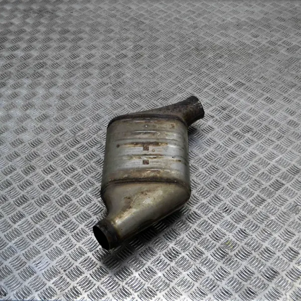 Catalyseur OEM 7213847 pour BMW X5 2.0L image 2