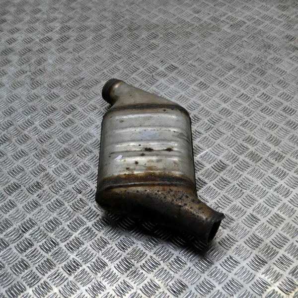 Catalyseur OEM 7213847 pour BMW X5 2.0L image 4
