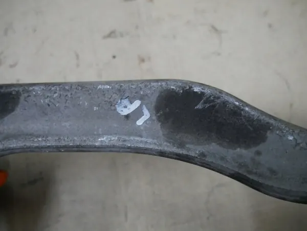 Fram vänster kontrollarm Mercedes CLS W219 C219 2113301111 image 4