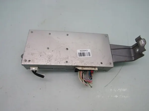 Lexus IS III Radio Versterker Module OEM 86280-53190 image 2
