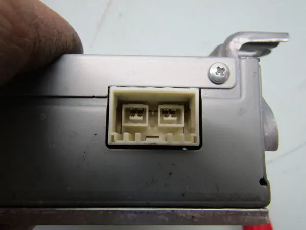 Lexus IS III Radio Versterker Module OEM 86280-53190 image 6