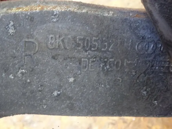 AUDI A4 B8 2.0 TDI QUATTRO Mozzo Posteriore Destro OEM image 5