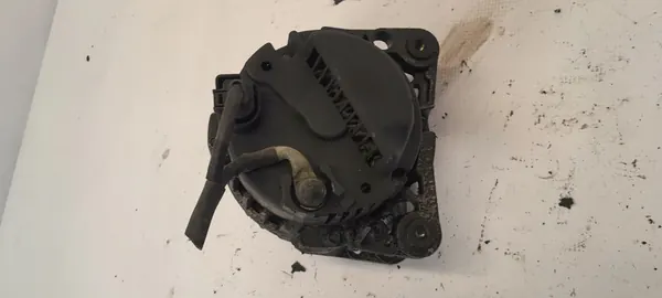 VW POLO IV 9N 1.2 Vaihtovirtageneraattori 03D903025E image 3