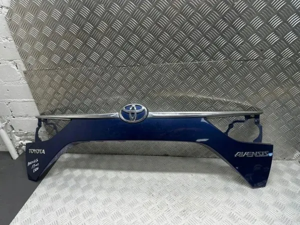 OEM 7681105140 Kofferbakstrip voor Toyota Avensis Estate image 2