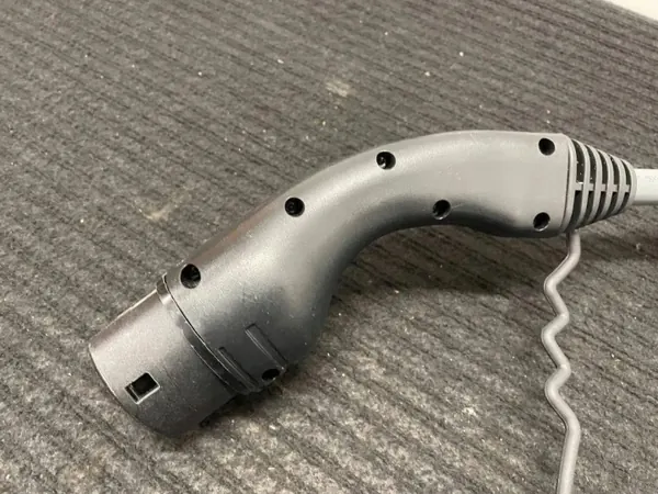 BMW Batterieladekabel OEM 8490580 für iX3 image 4