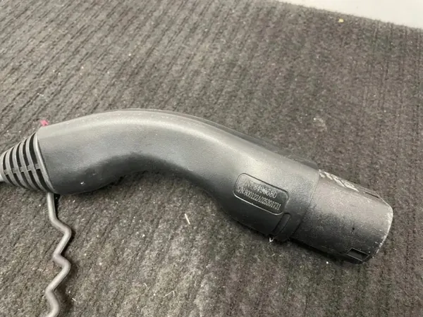BMW Batterieladekabel OEM 8490580 für iX3 image 5