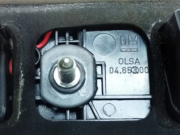 Feu de plaque Saab 9-5 2005 OEM MDV37380 image 4