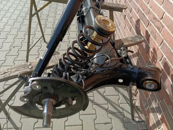 Hinterachsschwinge OEM BELKA OS für Renault Megane IV image 5
