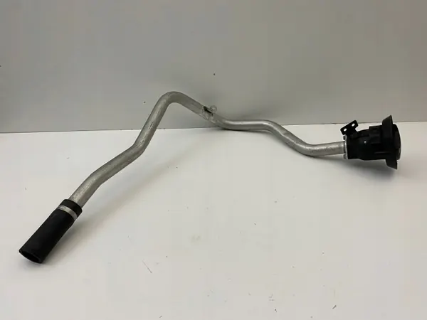 McLaren Öl-Einfüllstutzen OEM 11F0900CP NEBR image 2