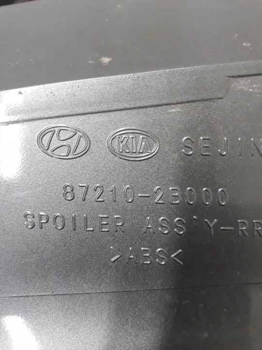 OEM 872102B000 Kofferklepspoiler Hyundai Santa Fe 2008 image 3
