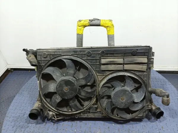 Ventilador de refrigeração OEM 3C0121253AR VW Passat B6 image 5