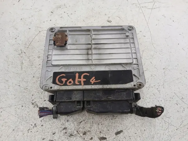 Módulo ECU Volkswagen Golf IV 2002 usado - OEM image 3