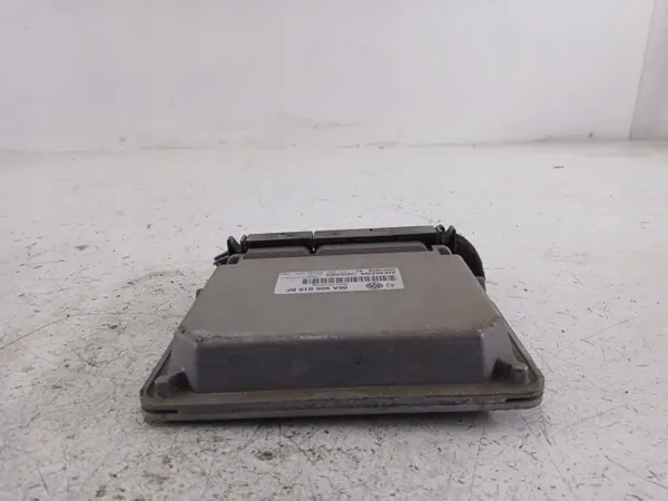 Módulo ECU Volkswagen Golf IV 2002 usado - OEM image 4