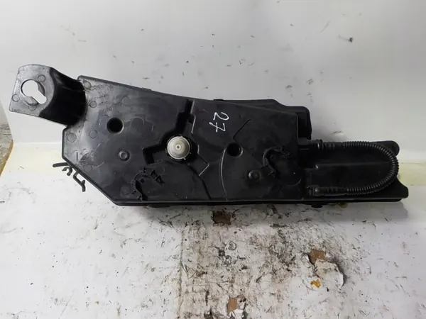 DPF-vloeistoftank OEM 9672052180 voor Peugeot 5008 3008 image 2