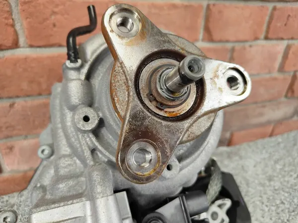 BMW F20 F30 F10 Gearbox Actuator ATC35L 8643153 8643149 image 8