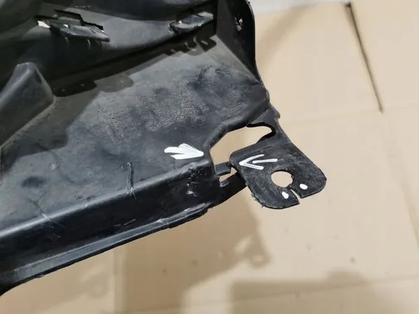 MERCEDES C-KLASA W206 AMG LINE Deslizamento dianteiro direito A2068857401 image 9