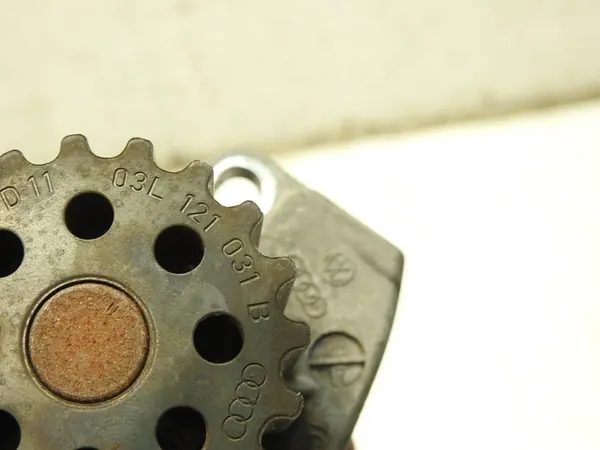 Pompa acqua VW Passat B7 2.0 TDI image 5