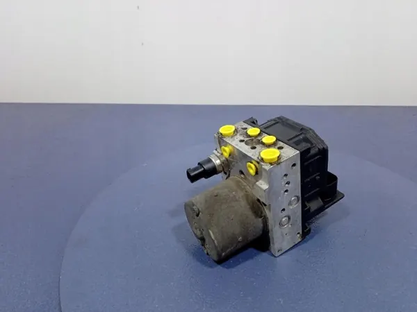 Toyota ABS-pumpstyrenhet OEM 44540-05031 Begagnad image 2