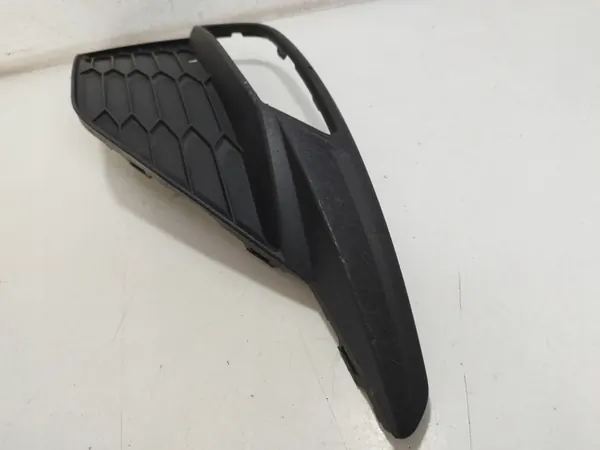 Griglia paraurti anteriore destra SEAT LEON FR lift 5F0853666H image 3