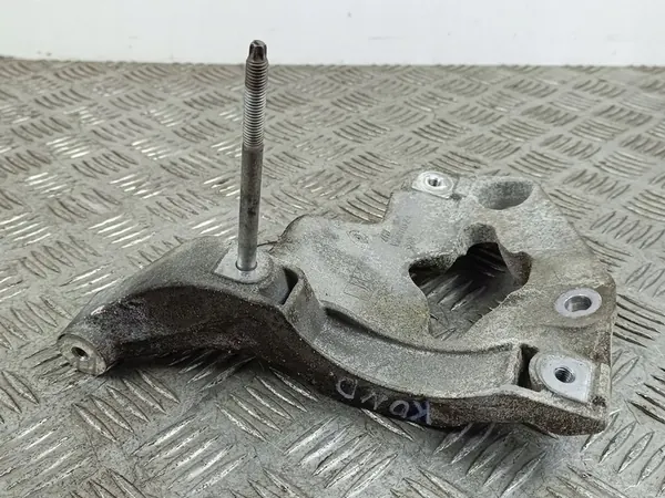 Support de compresseur AC Jeep Grand Cherokee 2018 OEM FOB47308 image 2