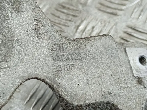 Support de compresseur AC Jeep Grand Cherokee 2018 OEM FOB47308 image 3