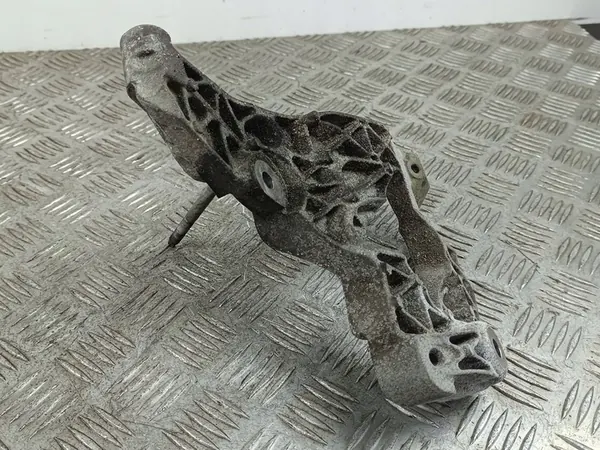 Support de compresseur AC Jeep Grand Cherokee 2018 OEM FOB47308 image 5