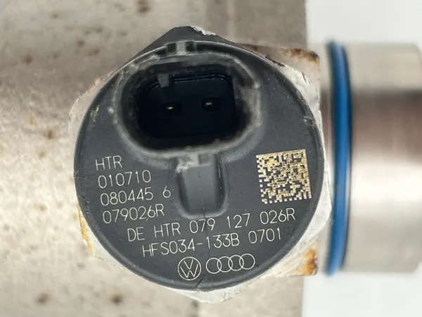 Polttoainepumppu Audi A8 RS5 VW Touareg 079127026R image 4