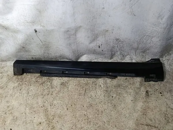 Volvo V40 II 12-19 R-Design Couvre-bas de caisse image 3