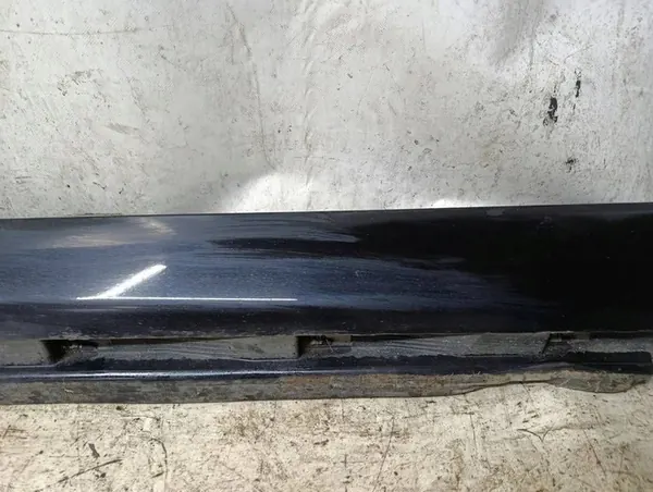 Volvo V40 II 12-19 R-Design Couvre-bas de caisse image 6