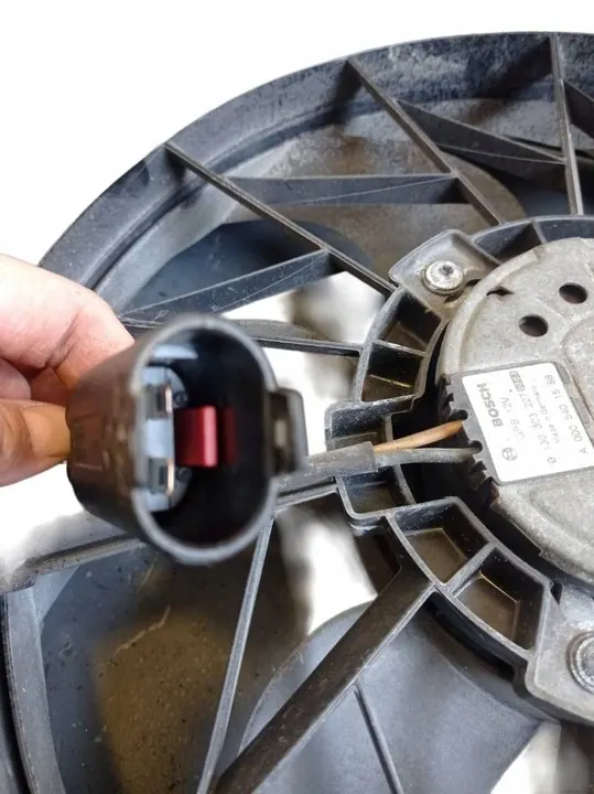 Elektrische koelventilator Mercedes-Benz E W210 1999 A2105052355 image 4