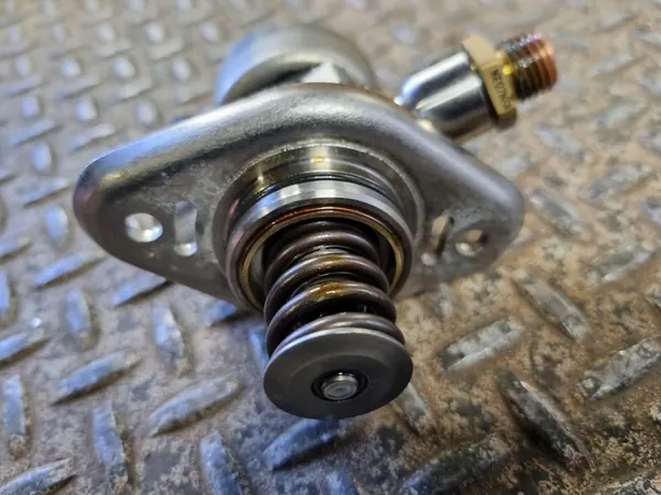 Kraftstoffpumpe Volkswagen Tiguan Allspace 2021 06G127028H image 3