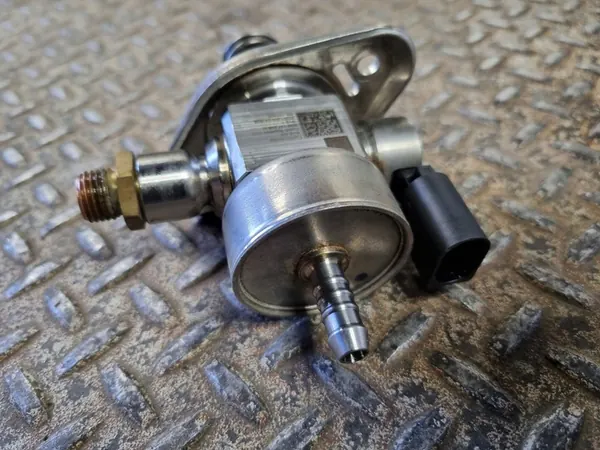 Kraftstoffpumpe Volkswagen Tiguan Allspace 2021 06G127028H image 4