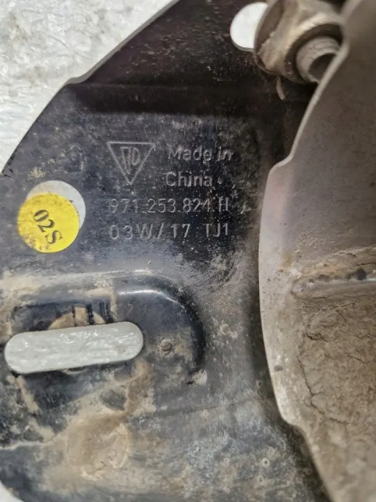 Buse d'échappement droite Porsche Panamera 971 OEM 9712538 image 3