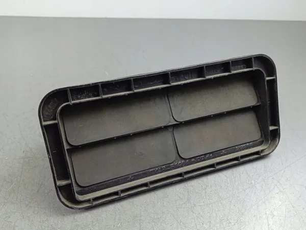 Mazda CX-9 Lüftungsgitter OEM TK8150858 - Gebraucht image 2