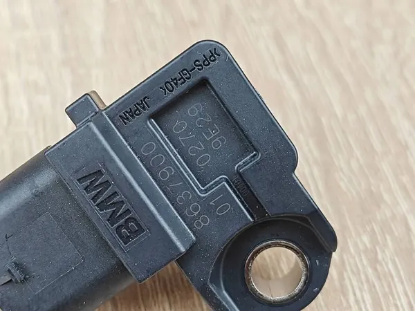 MAP Pressure Sensor BMW 540i G30 G26 G20 G22 OEM 8637900 image 4