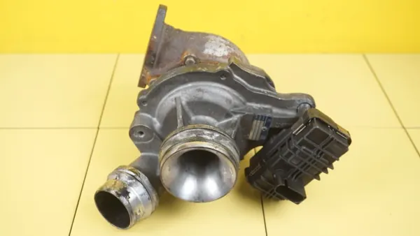 Turbocompressor Toyota OE OEM N47C16A - Usado image 2