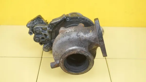 Turbocompressor Toyota OE OEM N47C16A - Usado image 3