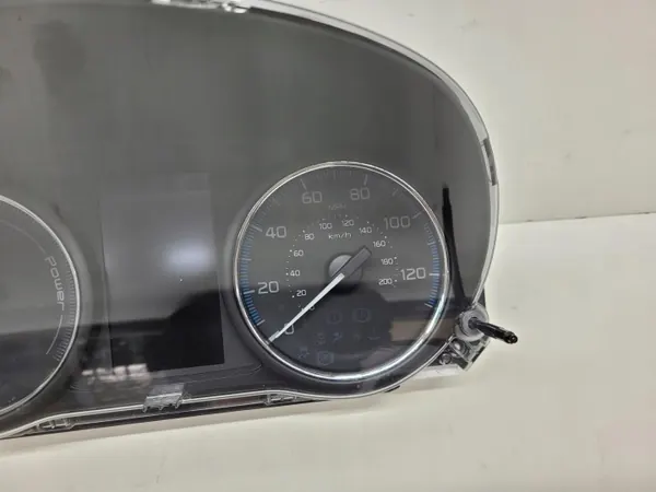 Cuadro de instrumentos Mitsubishi OE para Outlander III 2015-2018 image 3