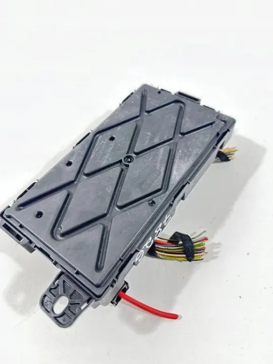 Módulo Confort BMW OEM 9279823 para F31 3.0L Diésel image 3