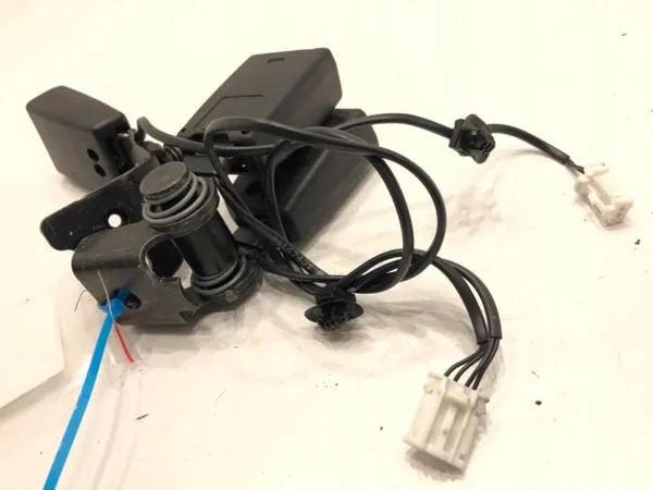 OEM 98063975XX baksätesbältesspänne för Peugeot 308 II image 3